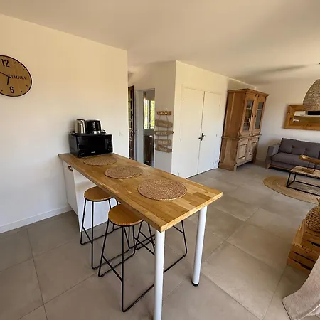 De Au Calme Absolu, Vue Mer. Apartamento